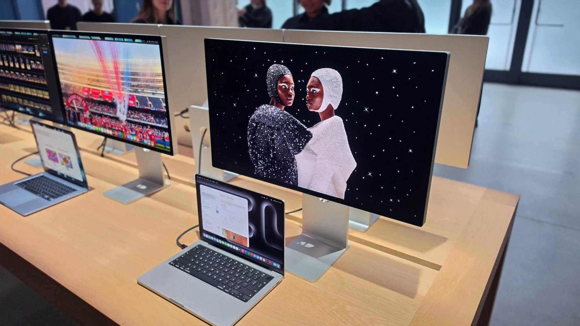 studio display xdr with macbook pro laptop