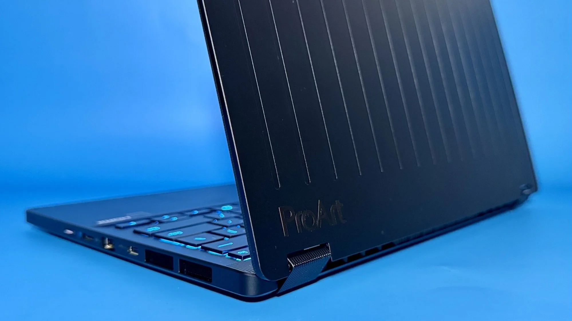 the back of the asus proart gopro edition